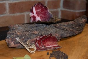 Ceafa porc Bazna crud-uscata - imagine 6