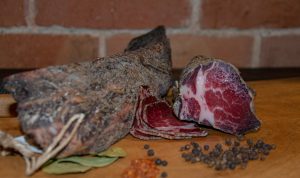 Ceafa porc Bazna crud-uscata - imagine 4