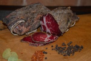 Ceafa porc Bazna crud-uscata - imagine 7